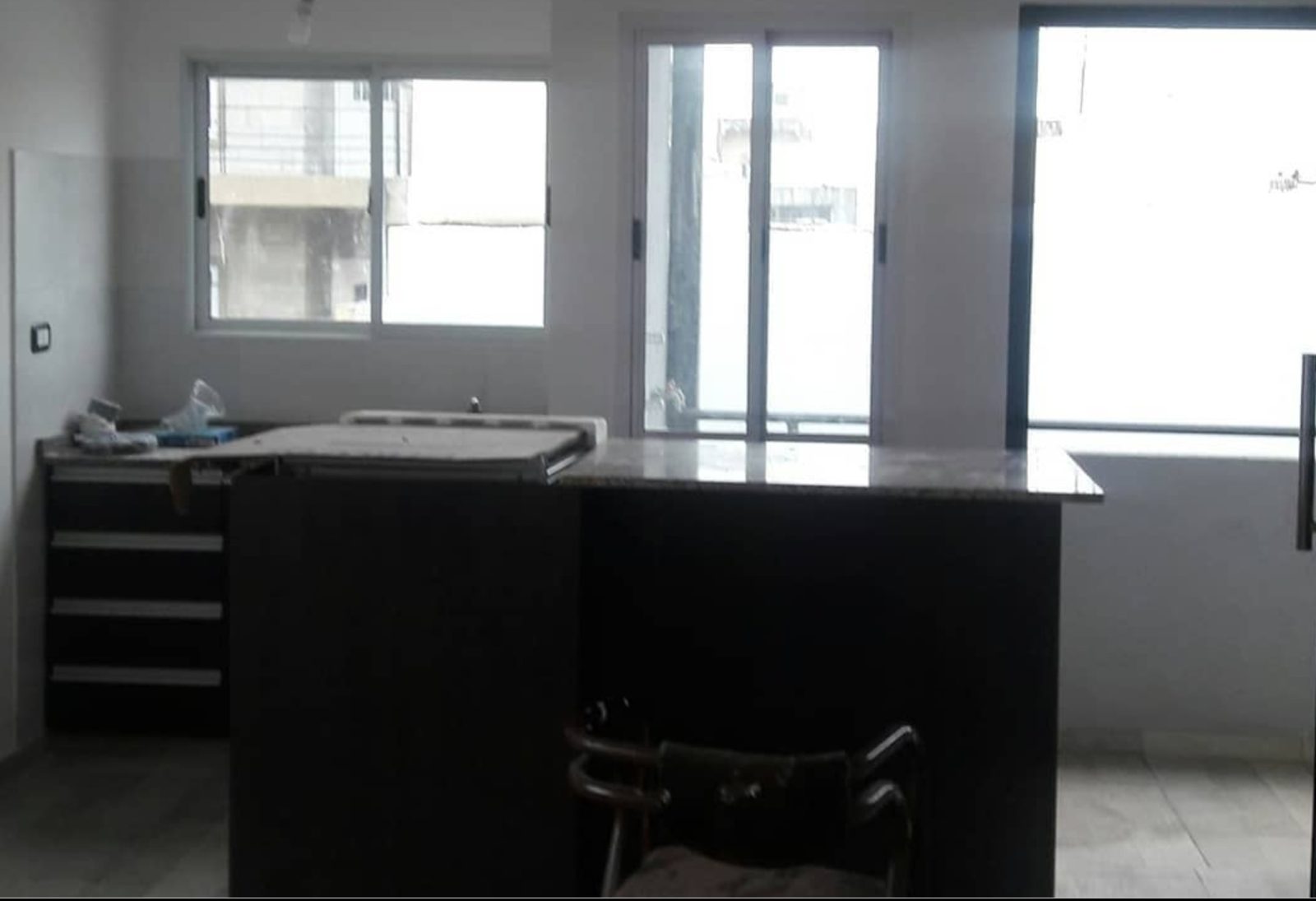 PH con 3 departamentos — venta en block — foto 3