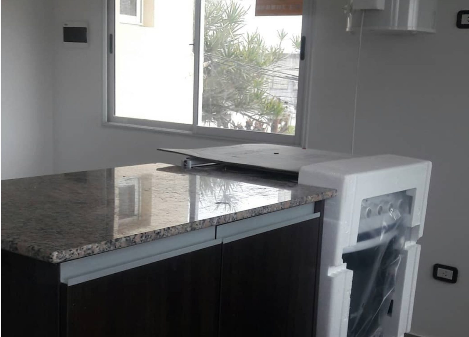 PH con 3 departamentos — venta en block — foto 4
