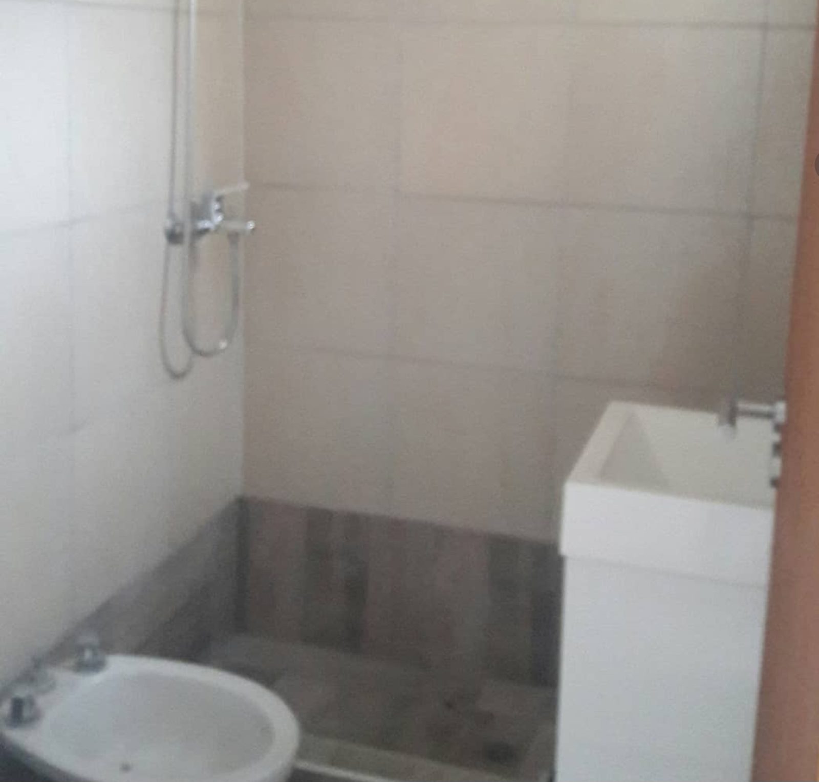 PH con 3 departamentos — venta en block — foto 7