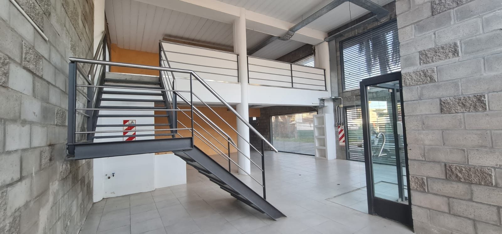 Local en esquina premium — 280 m² — foto 4