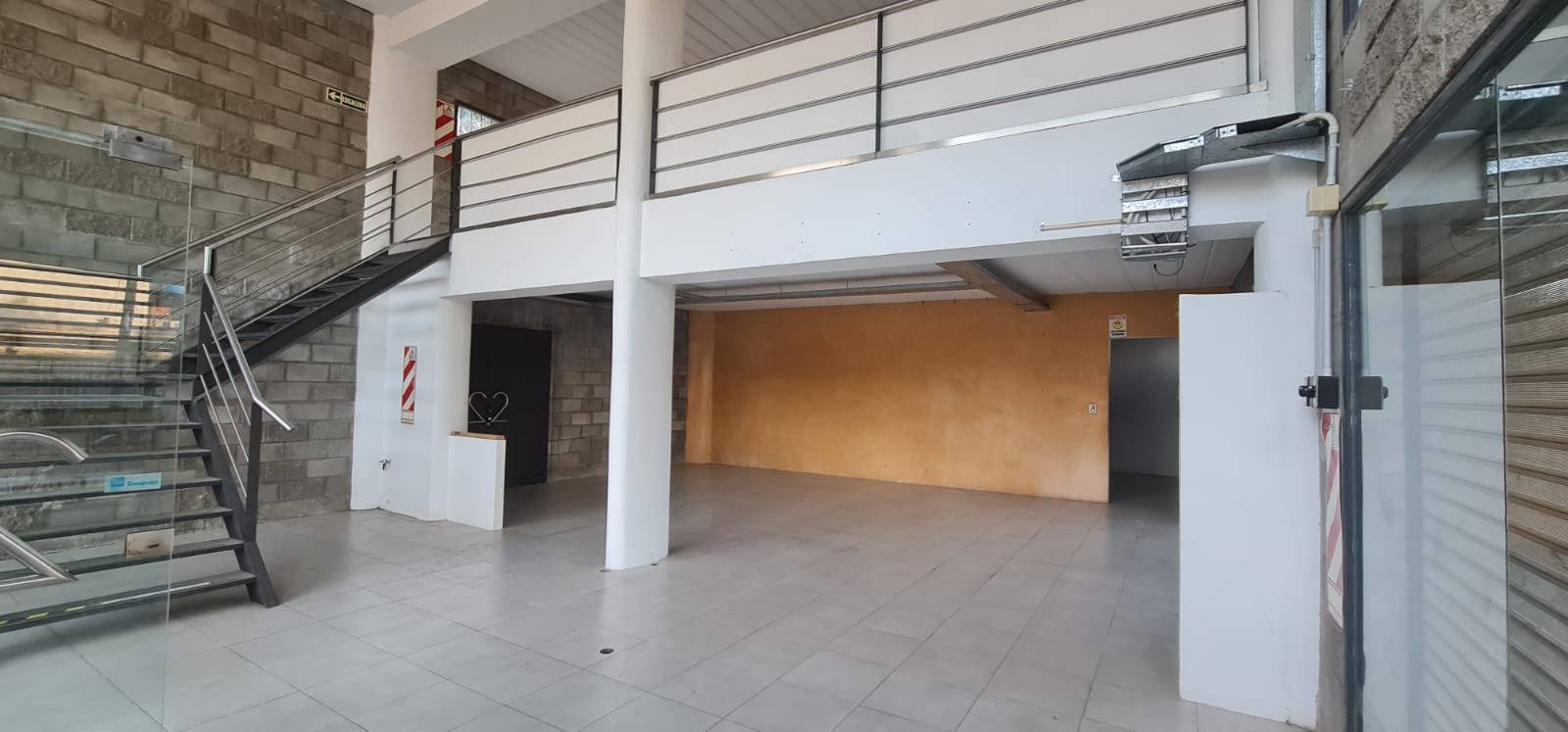 Local en esquina premium — 280 m² — foto 5