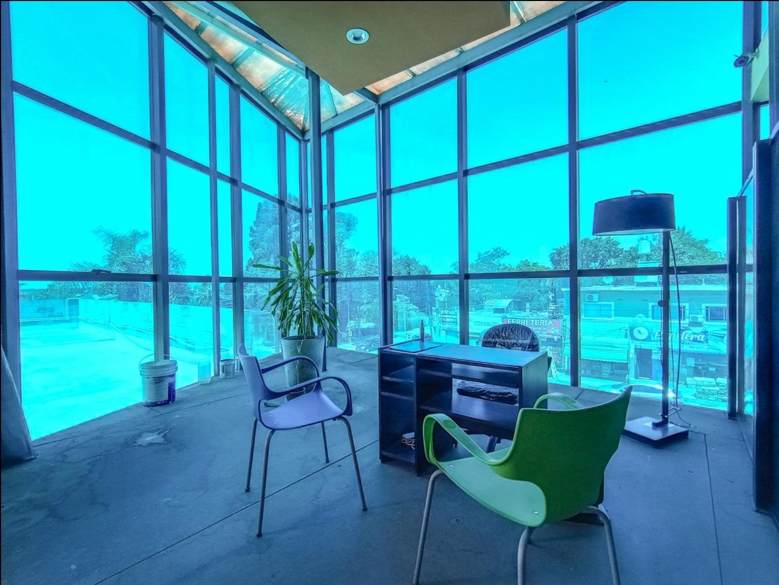 Galpón con oficinas y local — 892 m² cubiertos — foto 6